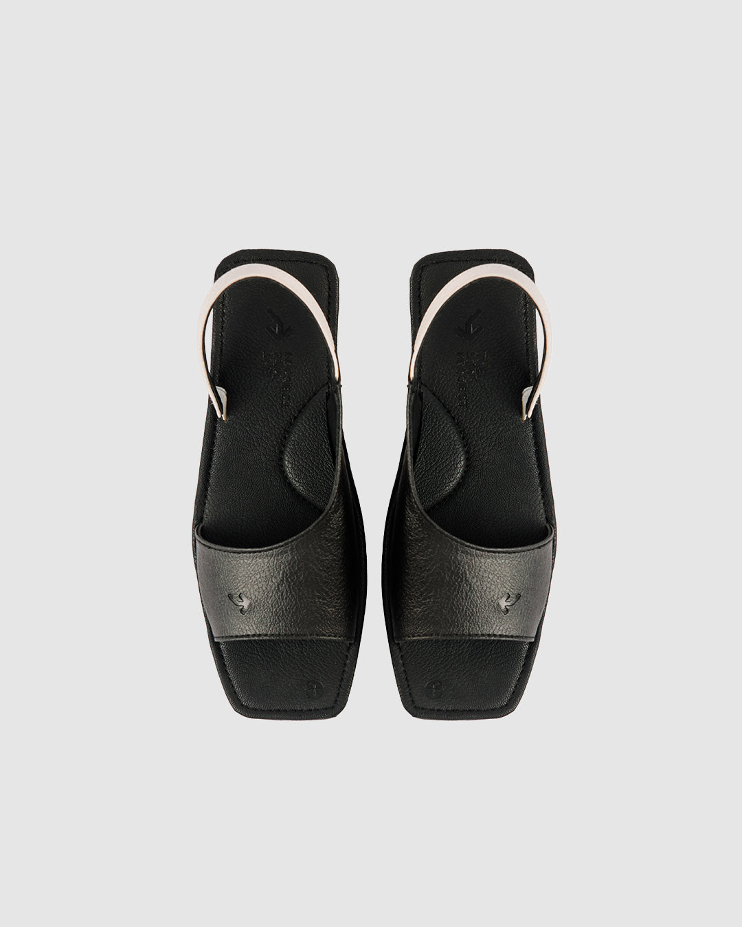 Project 3: Monochrome Sling-back