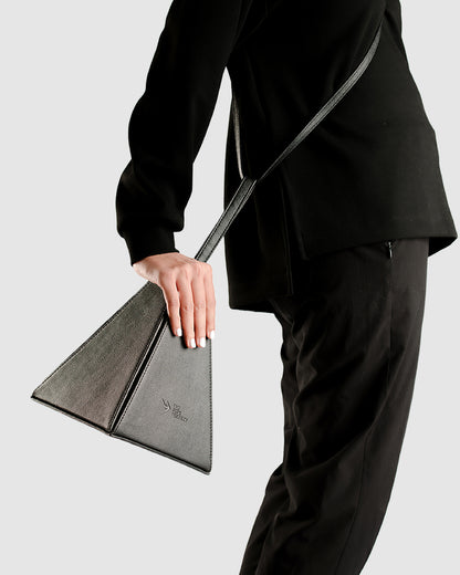 Project 4.2: Pyramid Bag with Detachable Strap