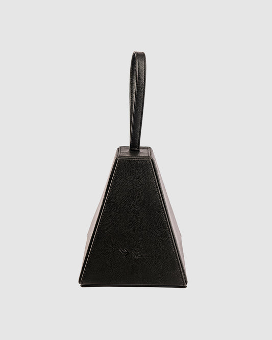 Project 4.2: Pyramid Bag with Detachable Strap